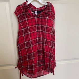 Lightweight country style button up tank top